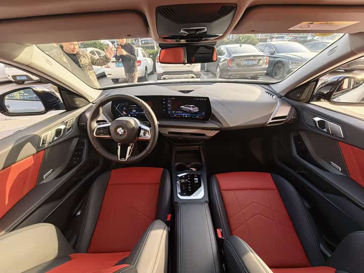 Фото 8 - BMW 2 Series