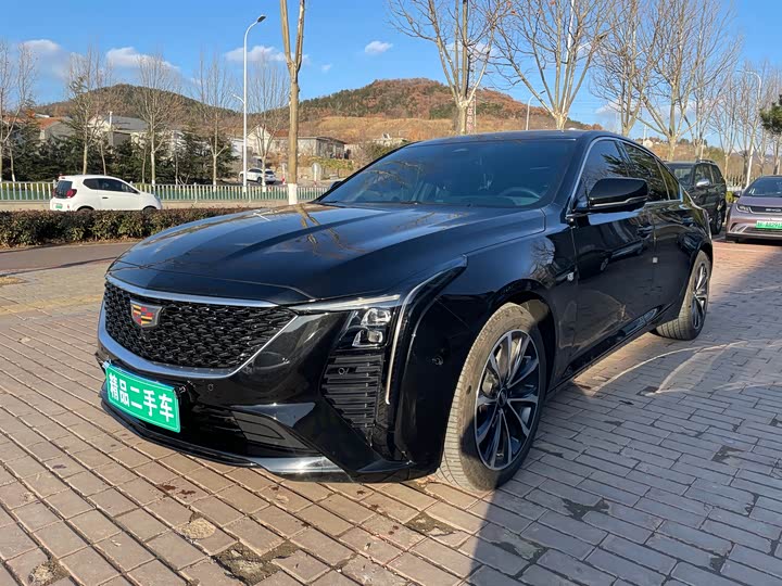 Фото 1 - Cadillac CT5