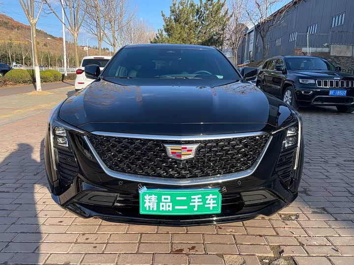 Фото 2 - Cadillac CT5