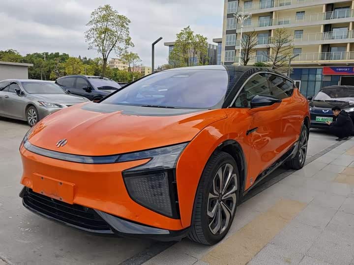 Фото 1 - HiPhi X