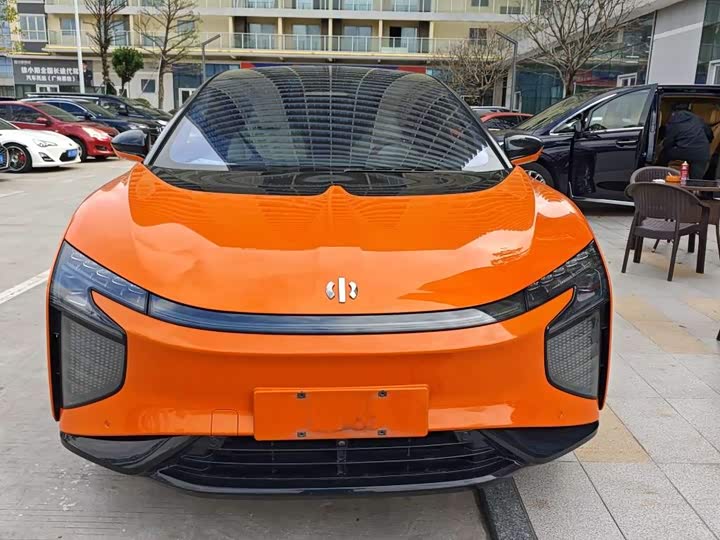 Фото 2 - HiPhi X