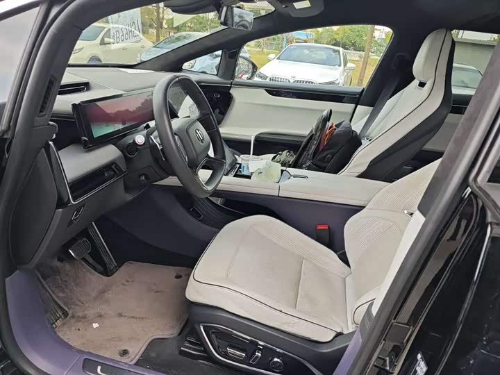 Фото 4 - HiPhi X