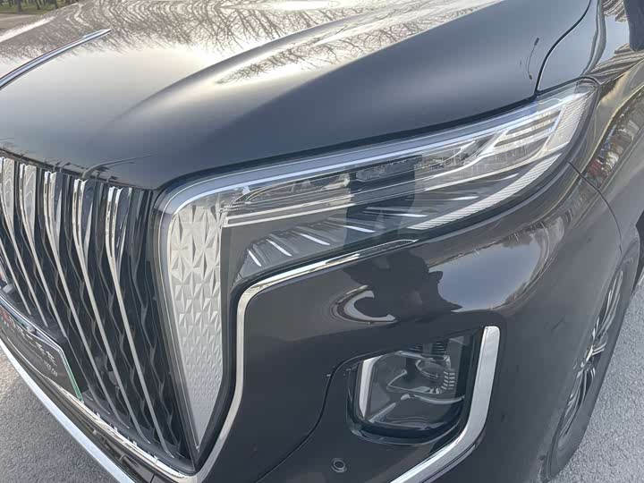 Фото 2 - Hongqi HQ9 Hybrid