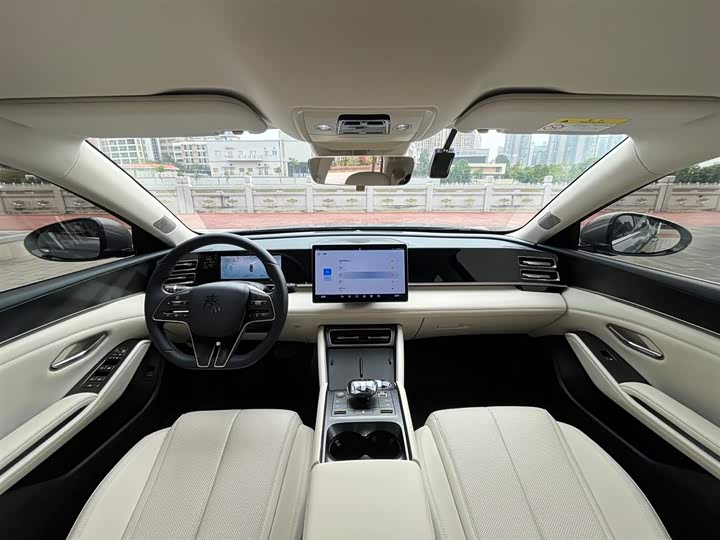 Фото 3 - BYD Qin L