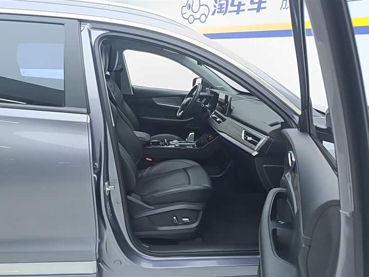 Фото 8 - Chery Tiggo 8