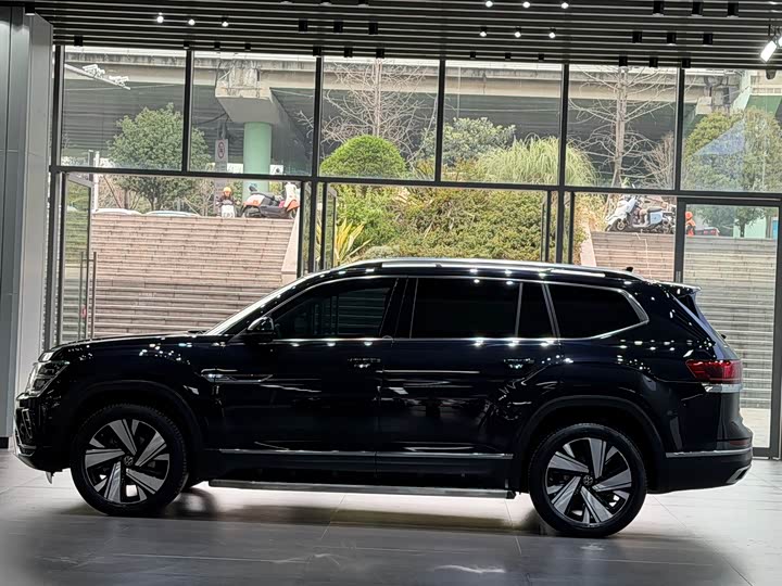 Photo 5 - Volkswagen Teramont Pro