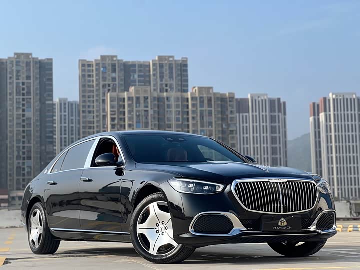 Photo 3 - Mercedes-Benz Maybach S-Class