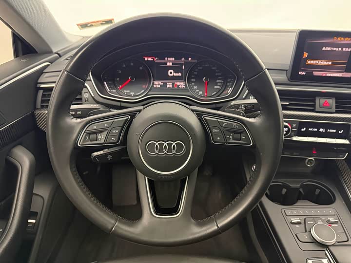 Фото 7 - Audi A5