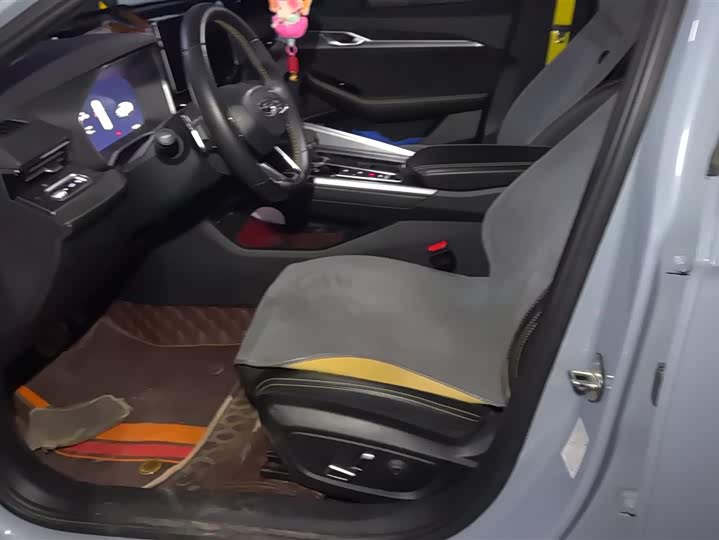 Фото 9 - Geely Preface