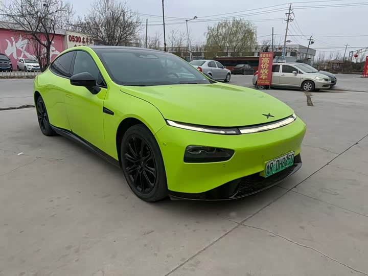 Фото 3 - XPeng P7