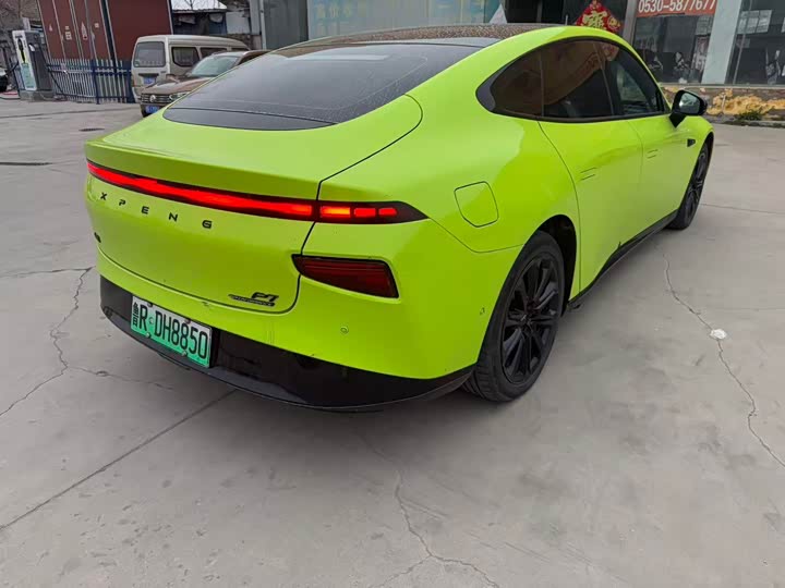 Фото 5 - XPeng P7