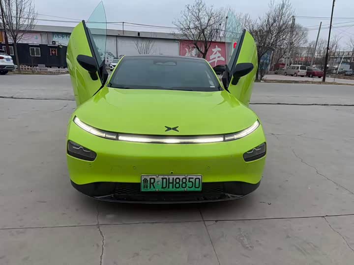 Фото 6 - XPeng P7