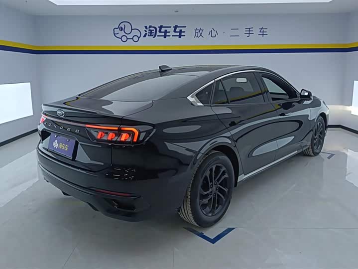 Фото 3 - Ford Mondeo