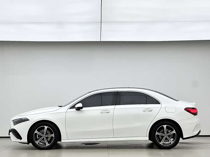 Фото 3 - Mercedes-Benz A-Class
