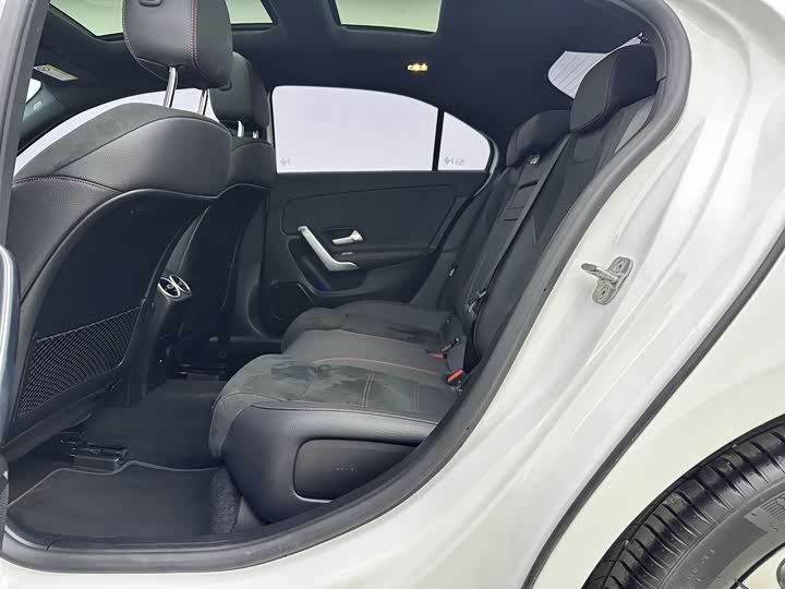 Фото 7 - Mercedes-Benz A-Class