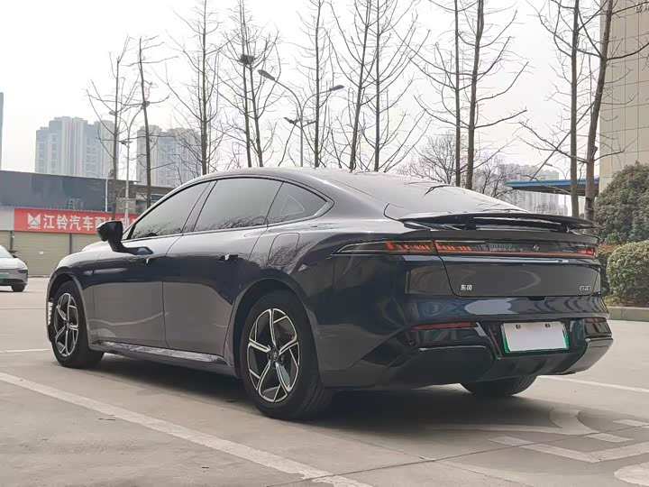 Photo 9 - Dongfeng Yipai eπ 007