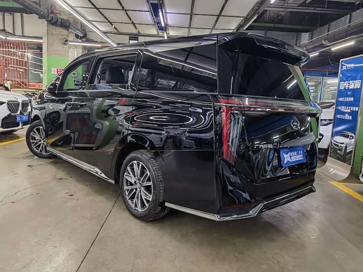 Фото 6 - GAC Trumpchi M8