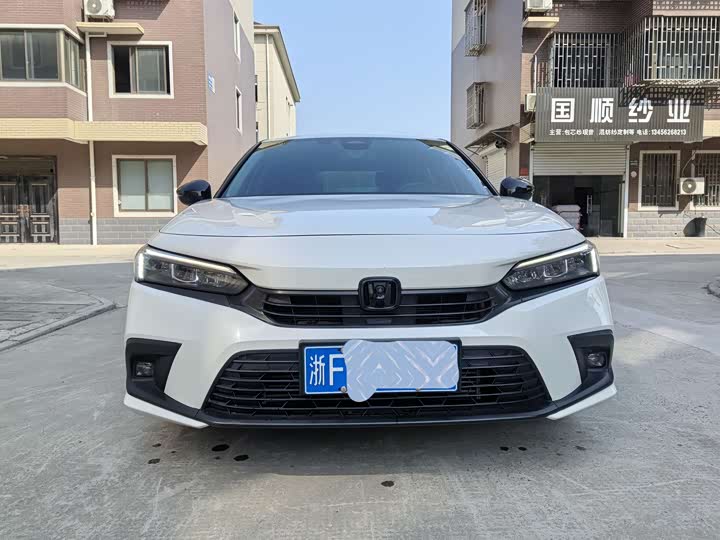 Фото 2 - Honda Civic