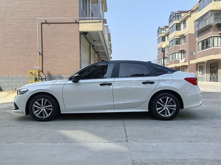 Фото 4 - Honda Civic