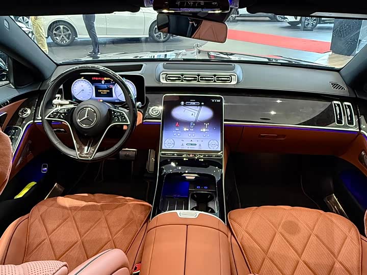 Photo 8 - Mercedes-Benz Maybach S-Class