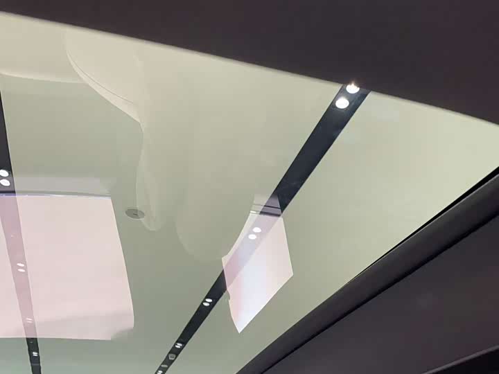 Photo 3 - LiXiang i6