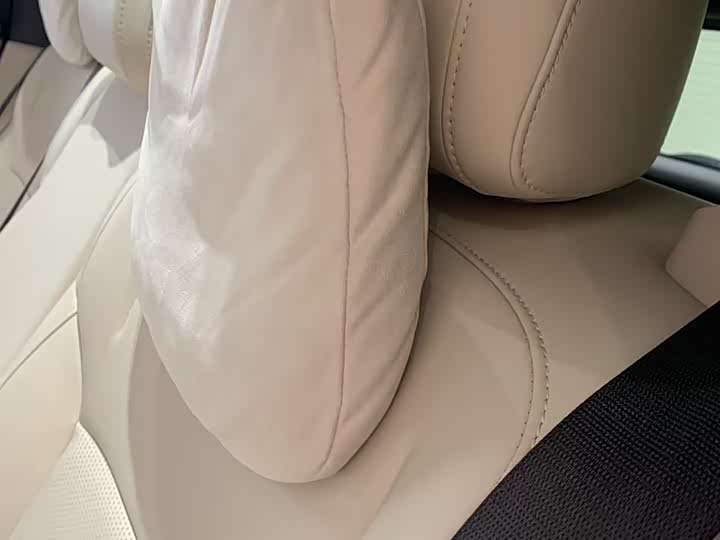 Photo 9 - LiXiang i6