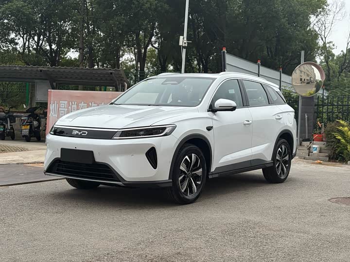 Фото 1 - BYD Sea Lion 05 DM-i Hybrid