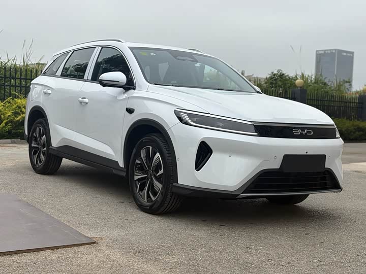 Фото 3 - BYD Sea Lion 05 DM-i Hybrid