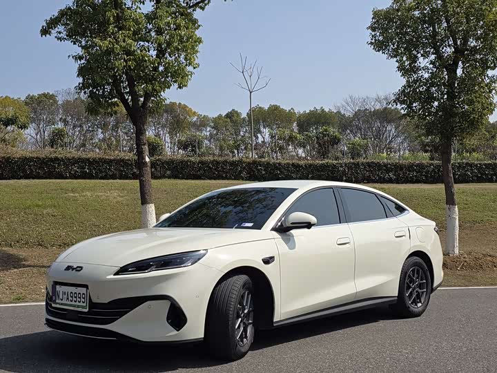 Photo 1 - BYD Seal 06 Hybrid/EV