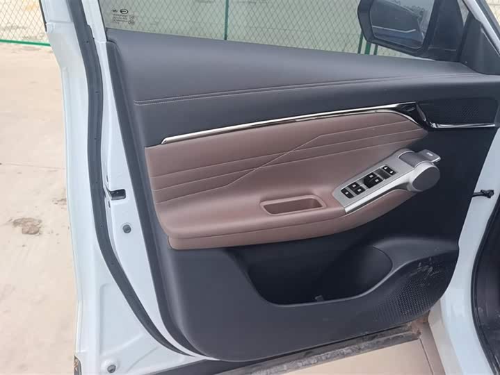 Фото 7 - GAC Trumpchi GS4