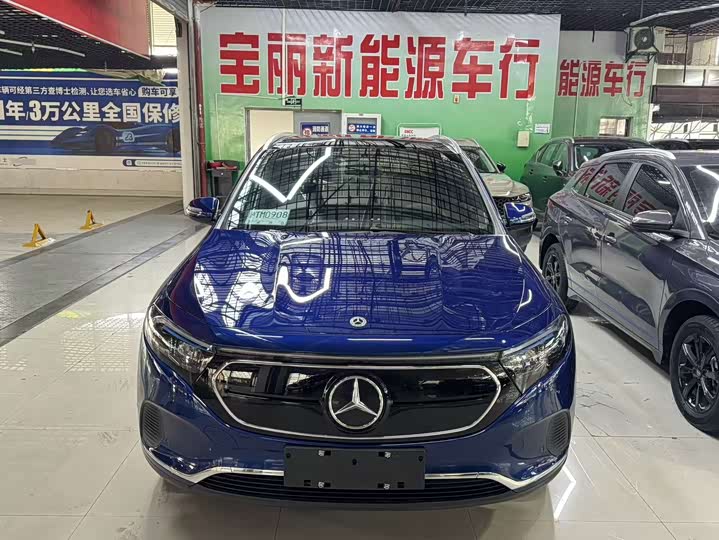 Фото 2 - Mercedes-Benz EQA