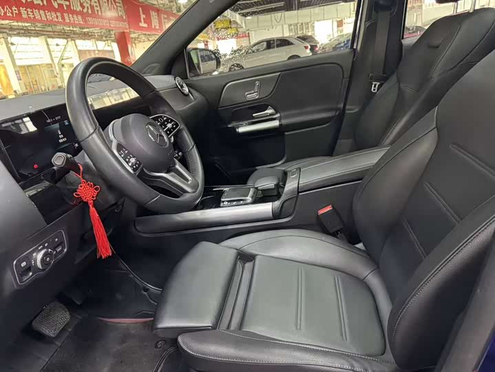 Фото 5 - Mercedes-Benz EQA