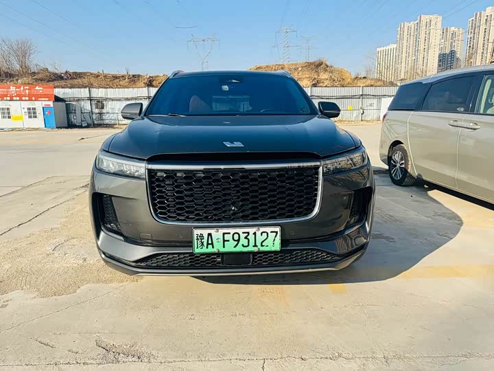 Фото 2 - LiXiang One