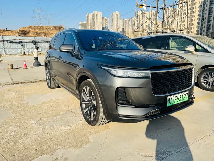 Фото 3 - LiXiang One