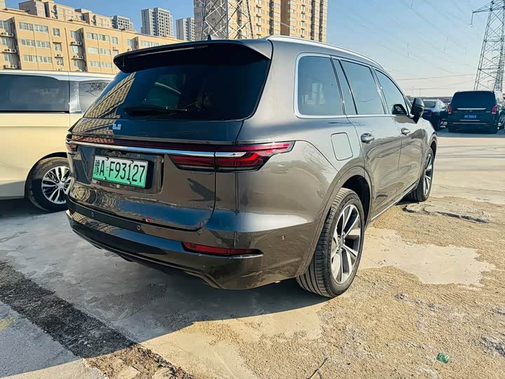 Фото 9 - LiXiang One