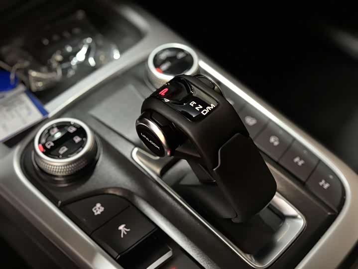 Фото 4 - Tank 300