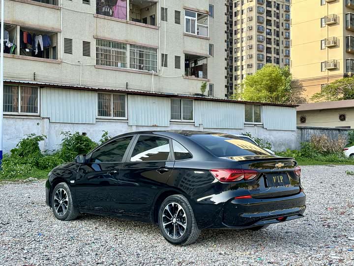 Фото 5 - Chevrolet Monza