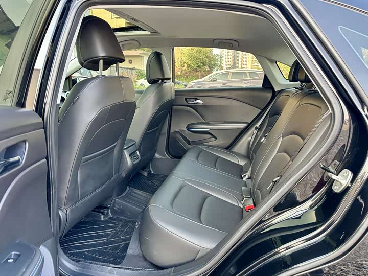 Фото 8 - Chevrolet Monza