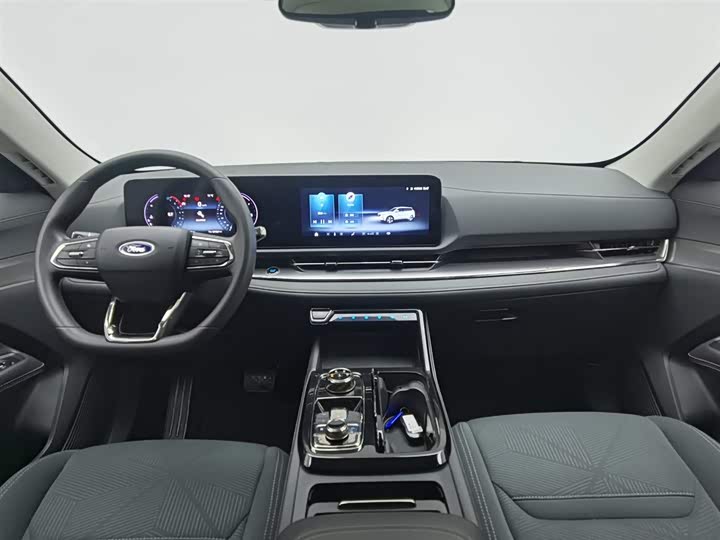 Photo 5 - Ford Equator Sport