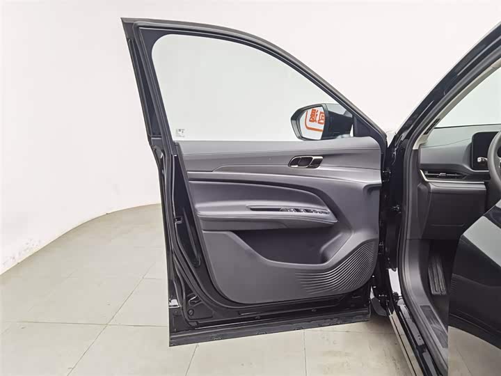 Photo 8 - Ford Equator Sport