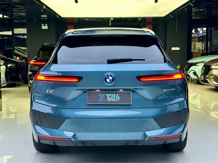 Фото 5 - BMW iX