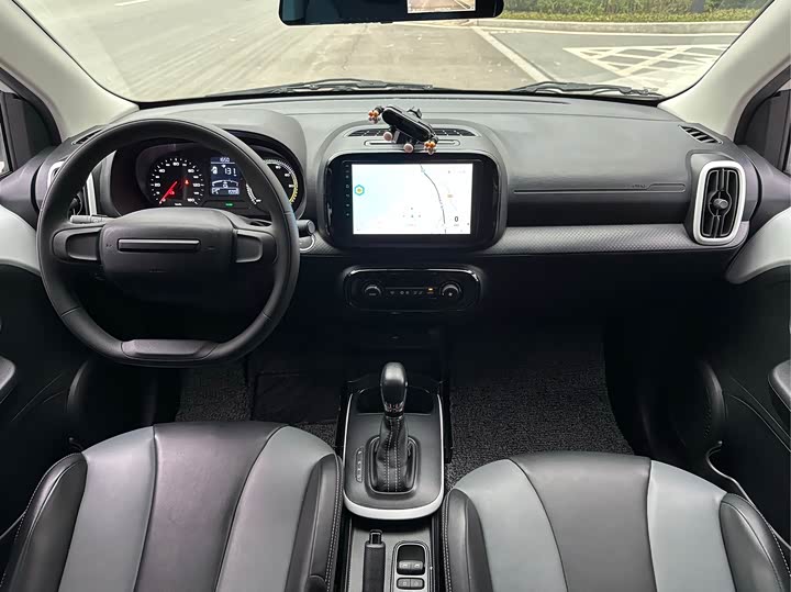 Фото 8 - Roewe Clever