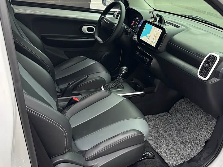 Фото 9 - Roewe Clever