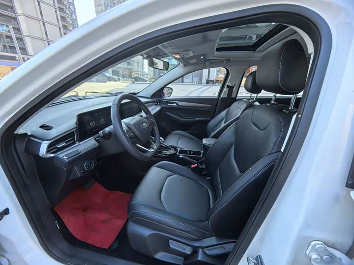 Фото 7 - Ford Escort