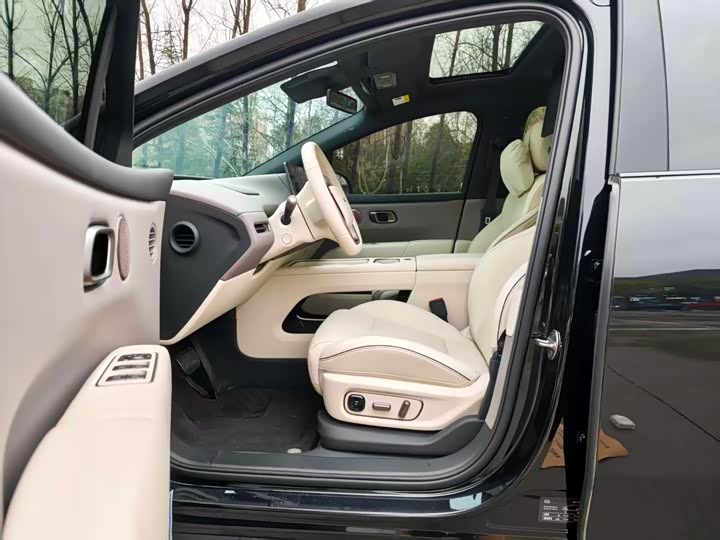 Фото 4 - LiXiang i6