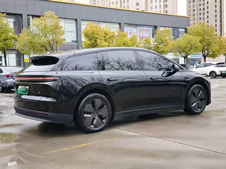 Фото 9 - LiXiang i6