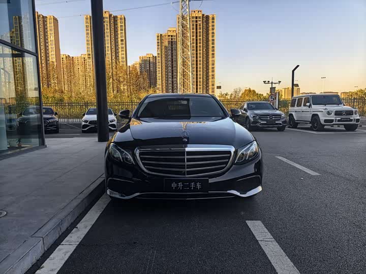 Фото 5 - Mercedes-Benz AMG GT