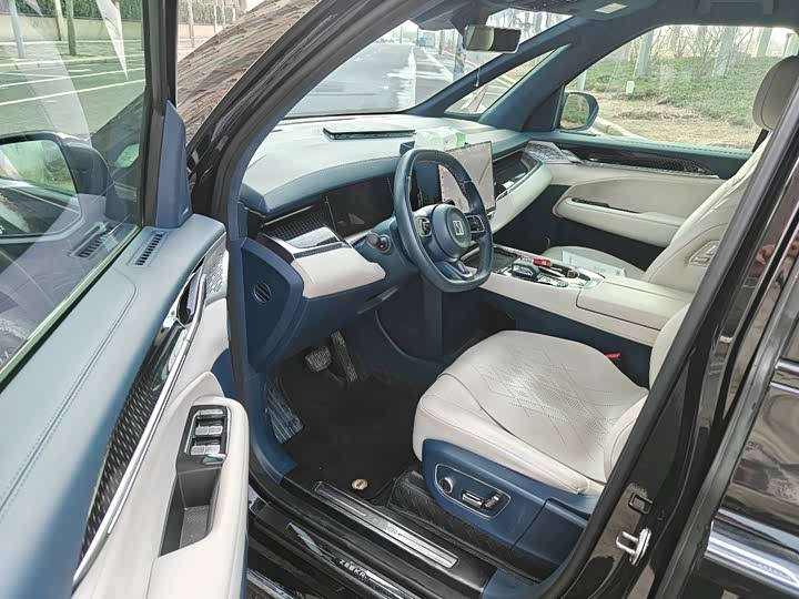 Фото 3 - Zeekr 009