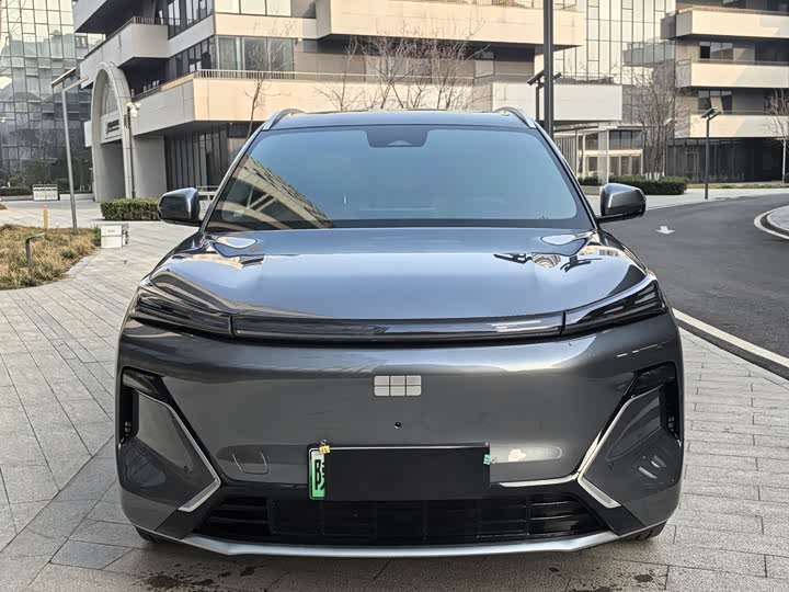 Фото 2 - Geely Galaxy Starship 7