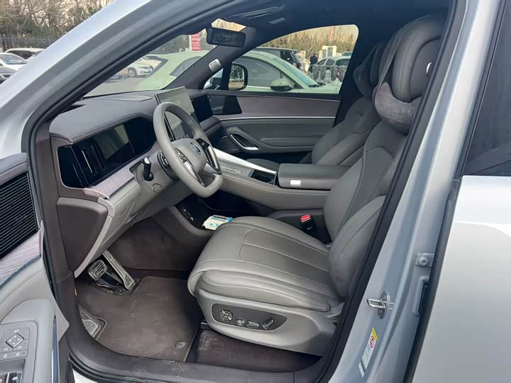 Фото 4 - Denza N9